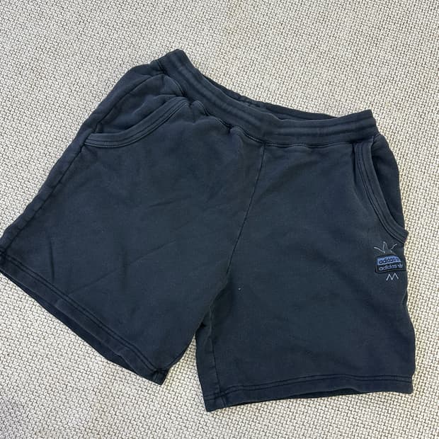 L 아디다스 트레이닝 반바지 0403D