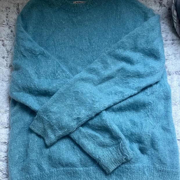 오라리 브러쉬드 슈퍼키드 모헤어니트 더콰이즈블루