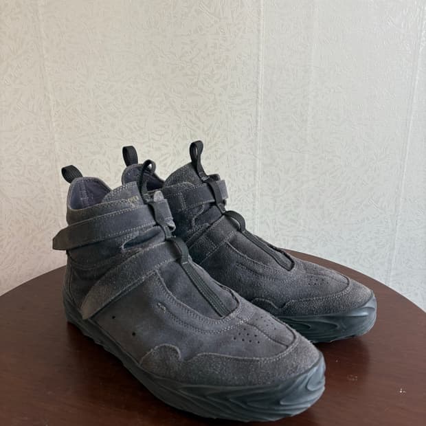 마더그라운드 바위 275