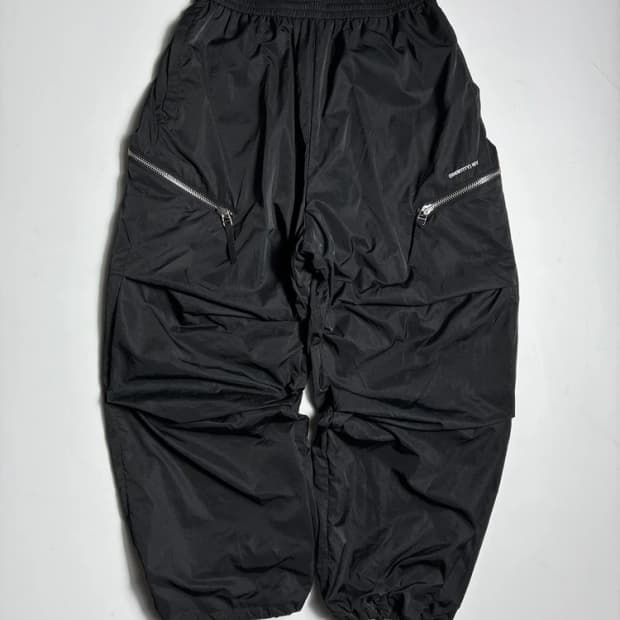 이에이 IEY 24FW 웨이브 나일론 이지 팬츠 R2026