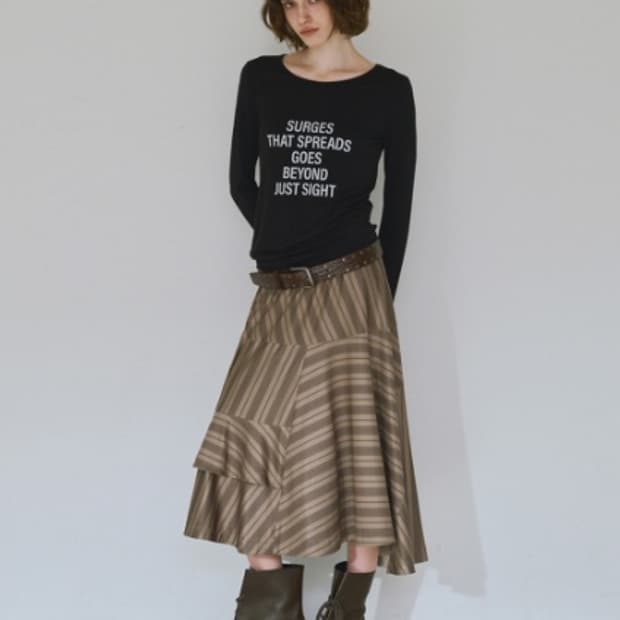 Asymmetric Striped Midi Skirt 미디 스커트
