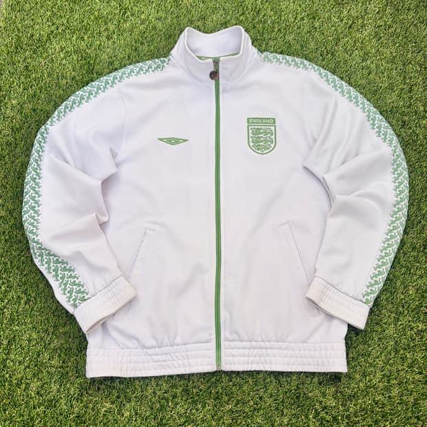 엄브로 X 잉글랜드 화이트 트랙탑 져지
