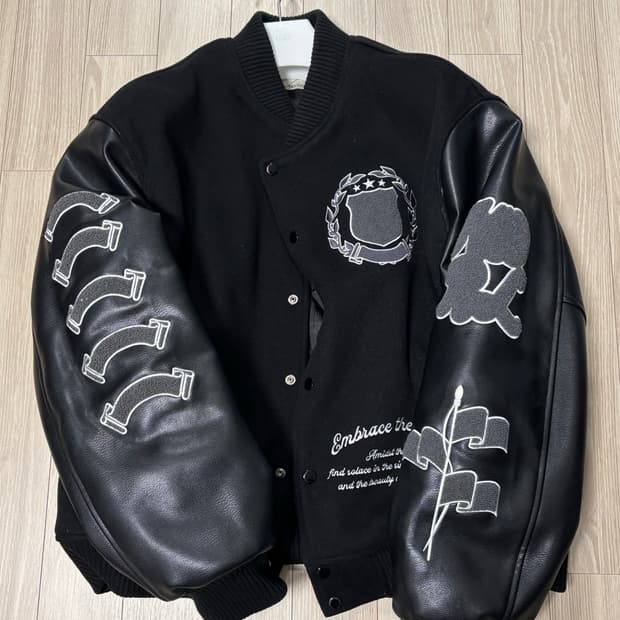 [3] 넥스트도어립스 바시티 블랙