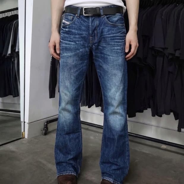 디젤(Diesel) 자티니(ZATINY) 세미 부츠컷 프리미엄 데님