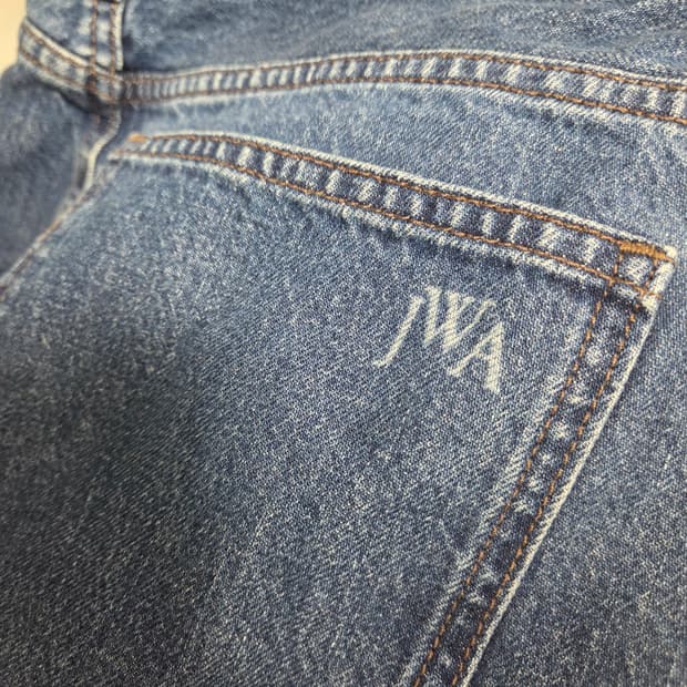 유니클로 jw앤더슨 스트레이트진 36