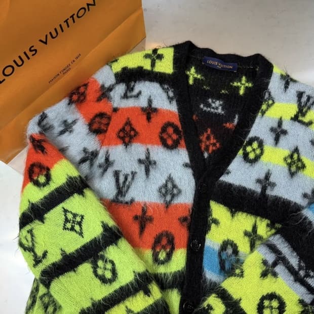 [정품] 루이비통 모노그램 멀티컬러 모헤어 가디건 L