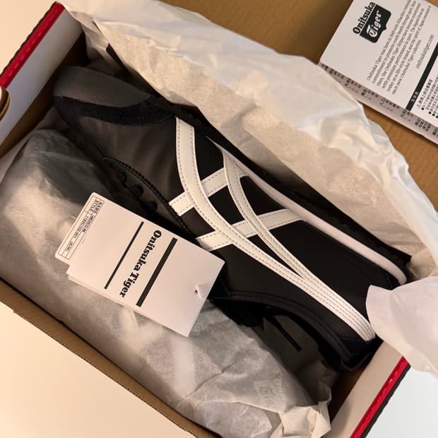 [새상품] 오니츠카타이거 멕시코66 블랙