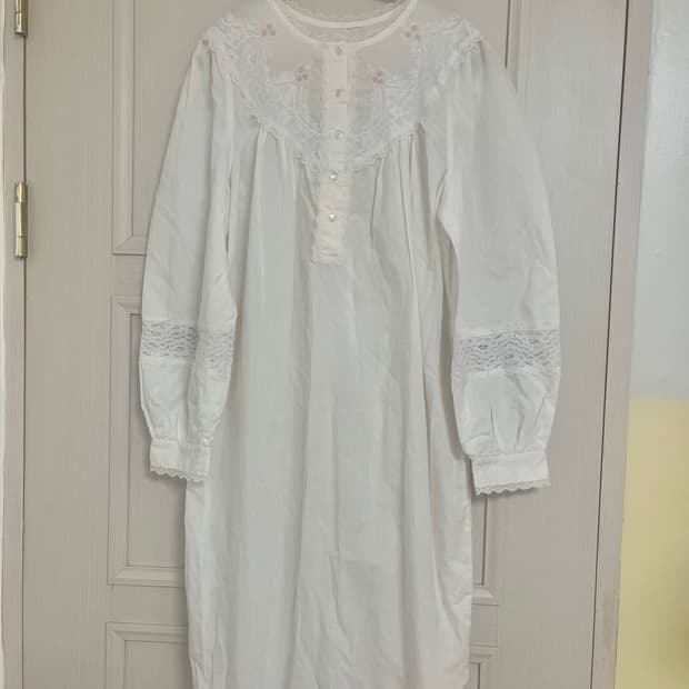 화이트 롱 파자마원피스