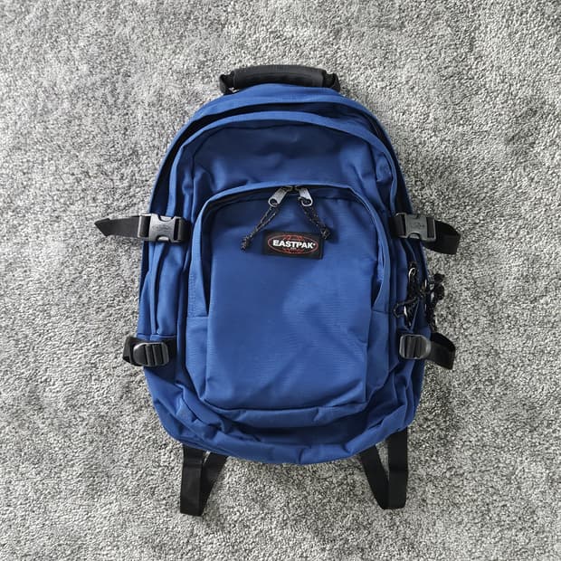 EASTPAK 백팩