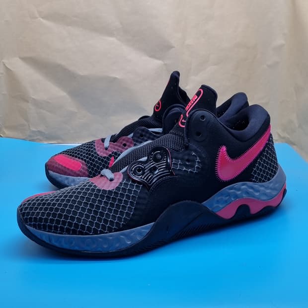 나이키 리뉴얼 엘리베이트2 농구화300.