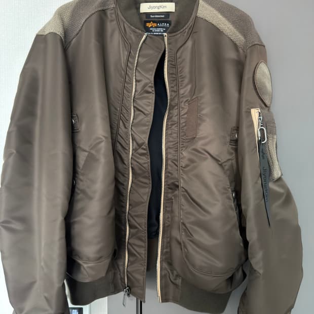 지용킴 x 알파 ma1자켓