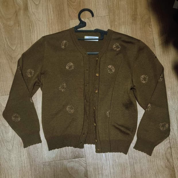 빈티지 플라워 자수 가디건 브라운 모리걸