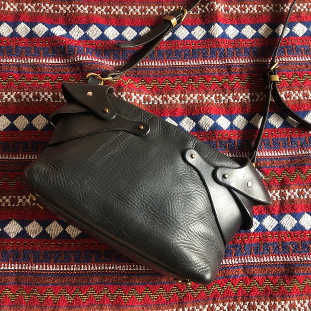 fleetilya 블랙 레더 숄더백