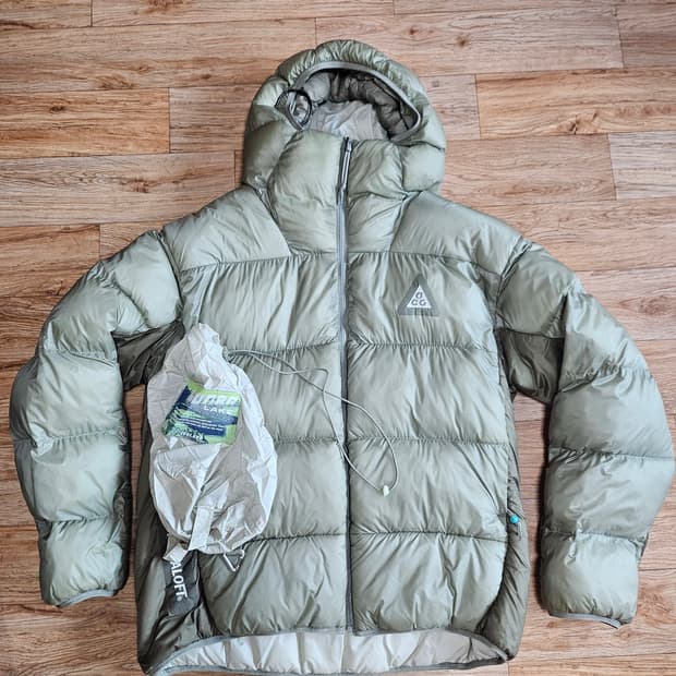 나이키 acg 써미핏 루나레이크 패딩 M