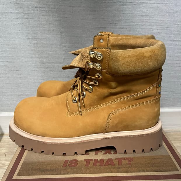 킨치X마이네임이즈피터 YELLOW BOOTS