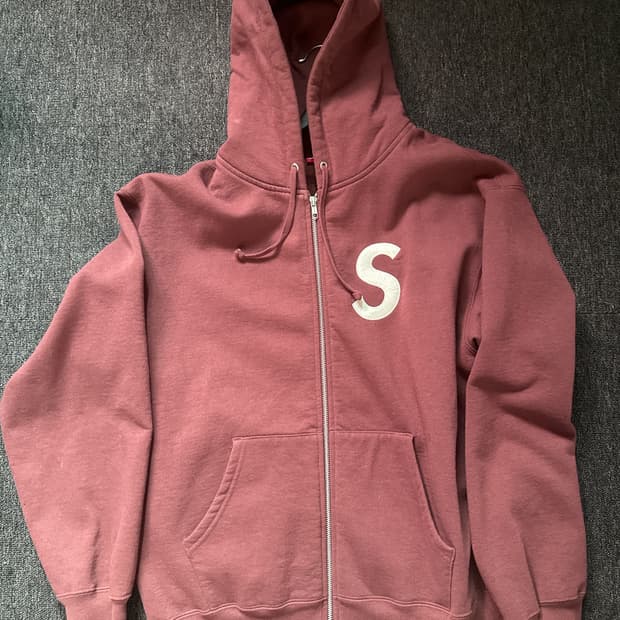 슈프림 S로고 풀집업 후드티 버건디