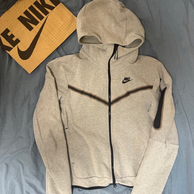 나이키 테크팩 그레이 후드집업