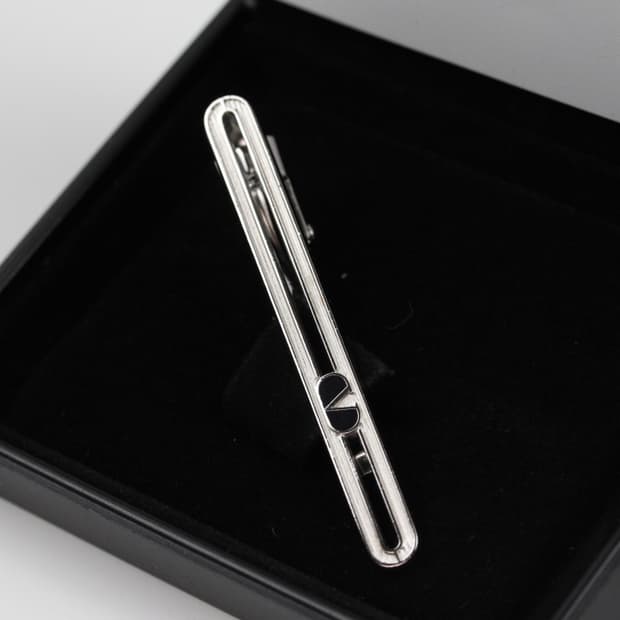 발렌티노 가라바니 A+등급 5.7cm 하이엔드 남자 명품 넥타이핀
