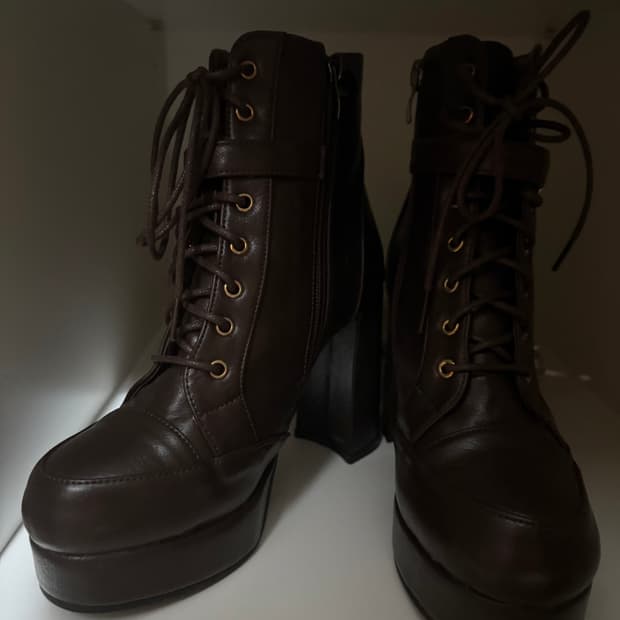 [새상품] 브라운 통굽 가보시 워커 부츠