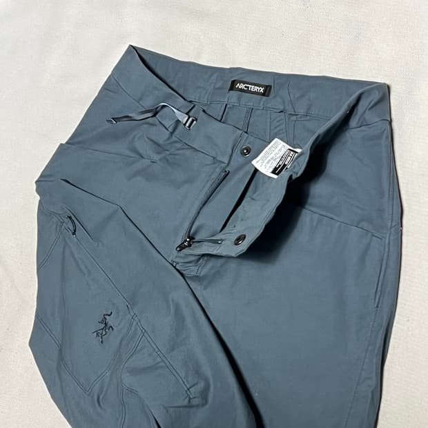 32 아크테릭스 테크니컬 감마 코튼 팬츠