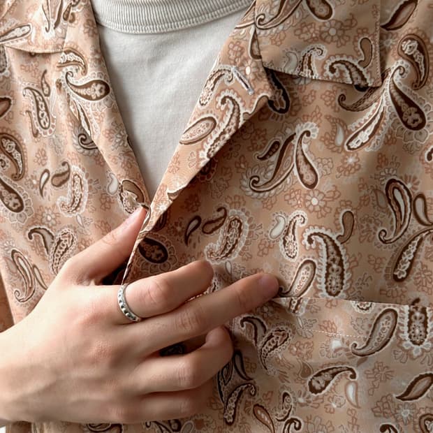 Light fabric design pattern H/S shirt