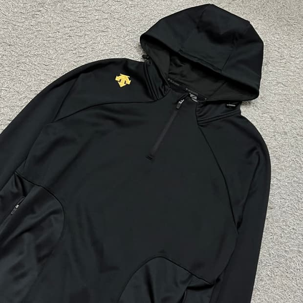 [95-100] 데상트 반집업 후드 져지