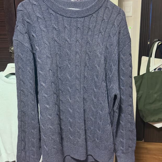 [남성XL]스파오 네이비 꽈배기 니트