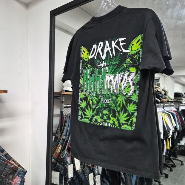 10s DRAKE LIGHT DREAMS & NIGHTMARES 투어 티