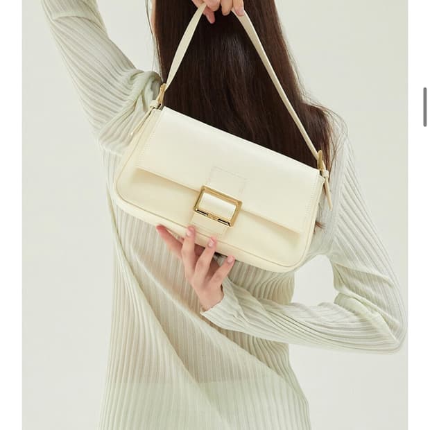레이브 루크백 luke bag 소가죽 숄더백 화이트