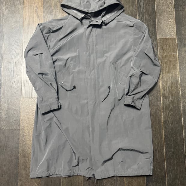 아트이프액츠 피쉬테일파카 나일론 그레이색상