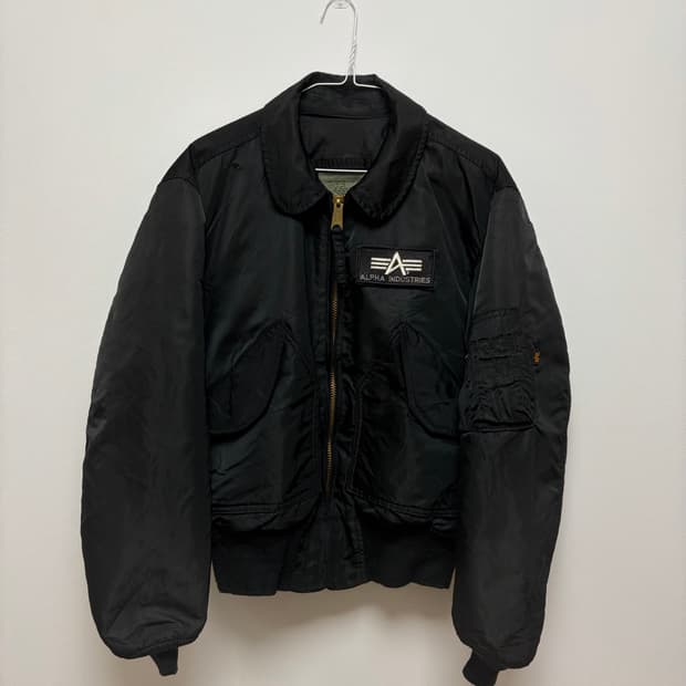 알파인더스트리 봄버 자켓