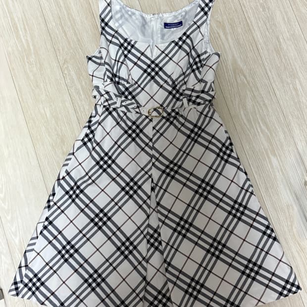 버버리 블루라벨 화이트 노바체크 원피스 