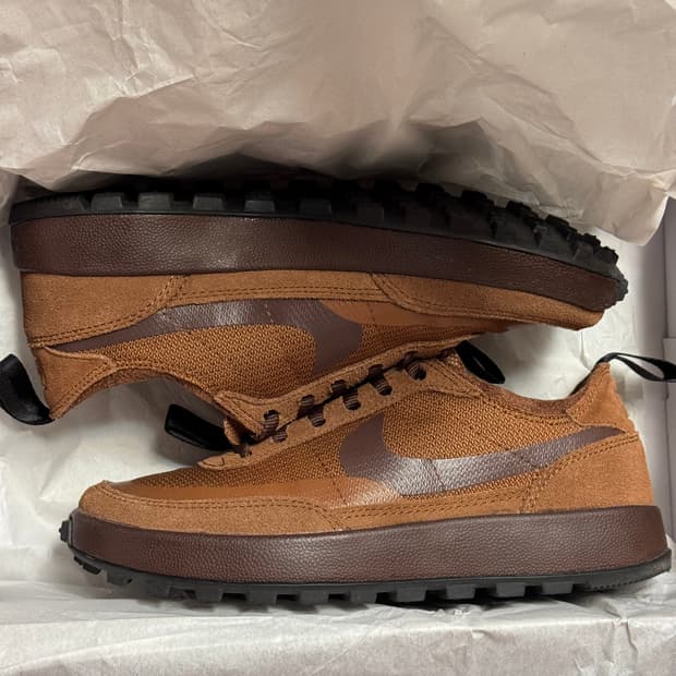 [235] 나이키 x 톰 삭스 제너럴 퍼포즈 슈 브라운