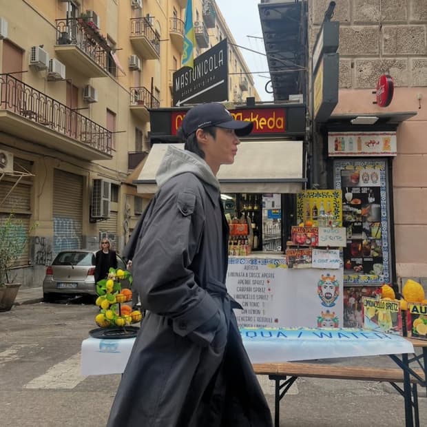 렉토 트렌치 1사이즈 차콜 팝니다