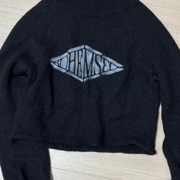 보헤미안서울 크롭터틀넥니트