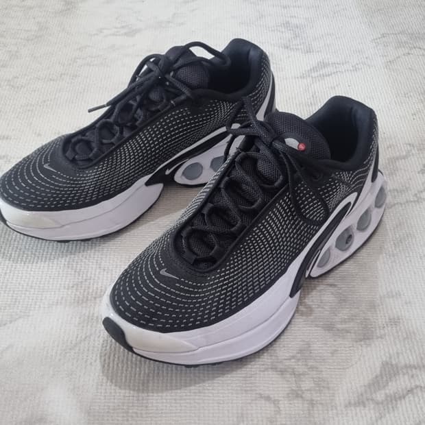 나이키 에어맥스 dn 블랙 쿨 그레이 290