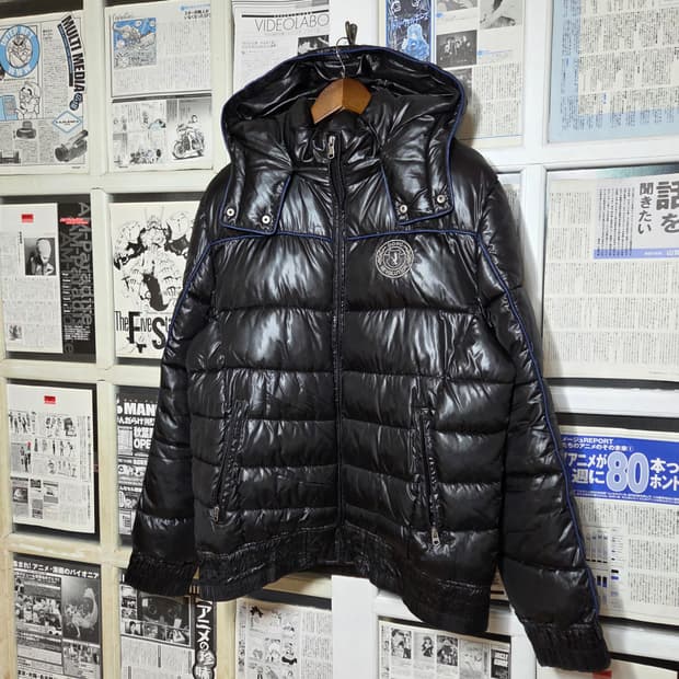 DOHC Y2K 자수 패치 유광 후드 패딩