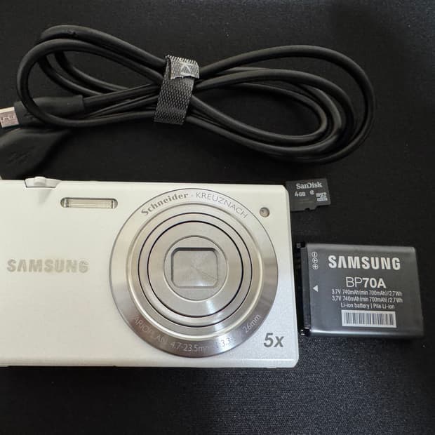 [새상품]삼성 미러팝mv800 한효주 디카 화이트