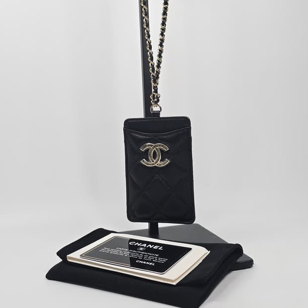 샤넬 클랙식 CC 체인 목걸이 카드지갑