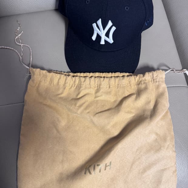 KITH 뉴에라 뉴욕양키스 모자