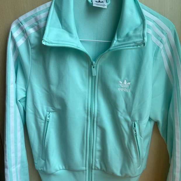 급처~ 아디다스 민트 져지