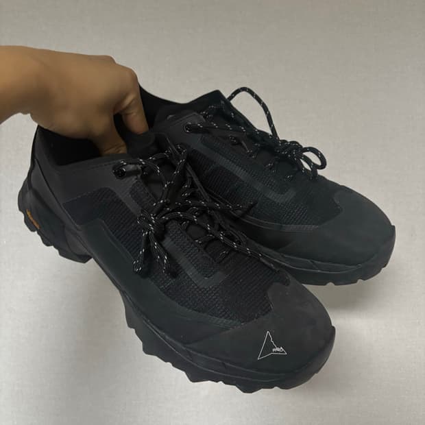 Roa 카타리나 블랙 44