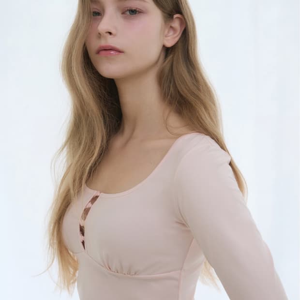 레이즈 미야 아린 실키 슬림 탑 BABY PINK