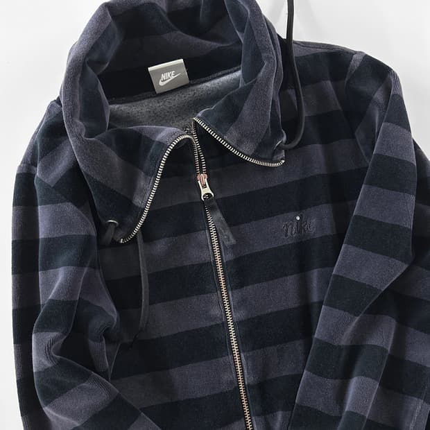 00s 나이키 벨로어 스트라이프 카울 넥 집업