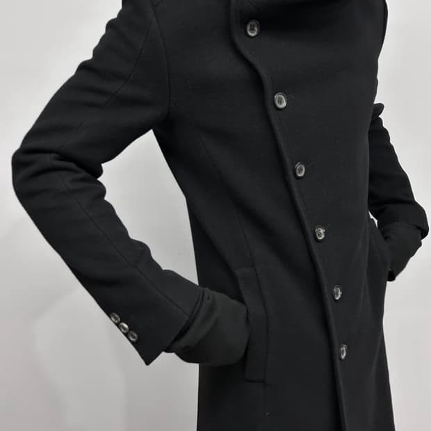 Zara black-tag 사선 하이넥 코트