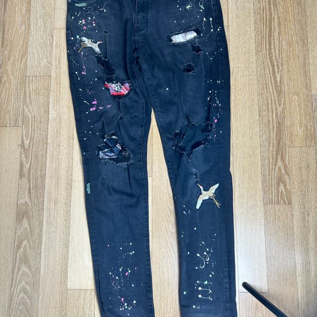 AMIRI 아미리 페인트 데미지 데님 팬츠 32사이즈