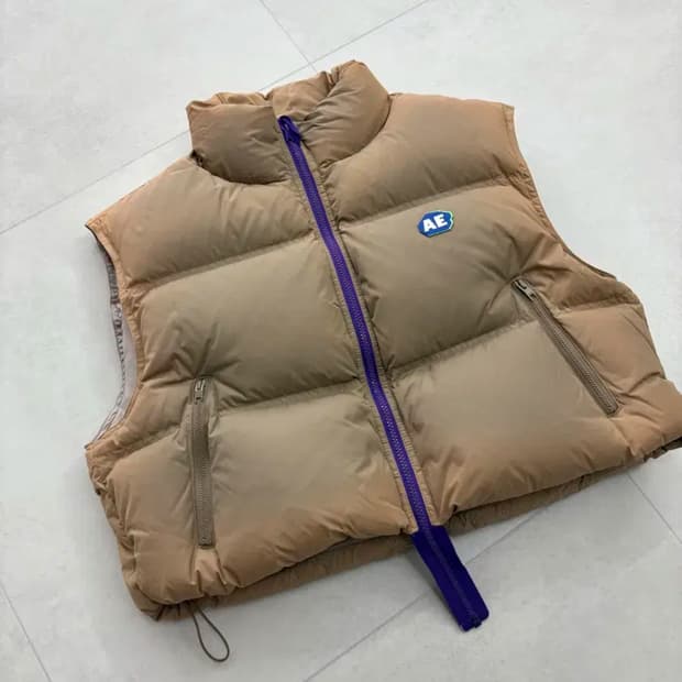 OS) 아더에러 패딩베스트 Stone logo puffer vest