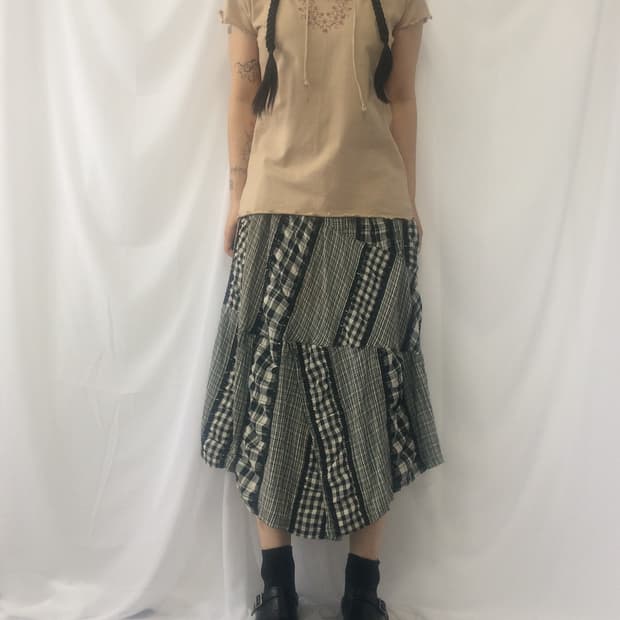 Needle work point tied t shirt