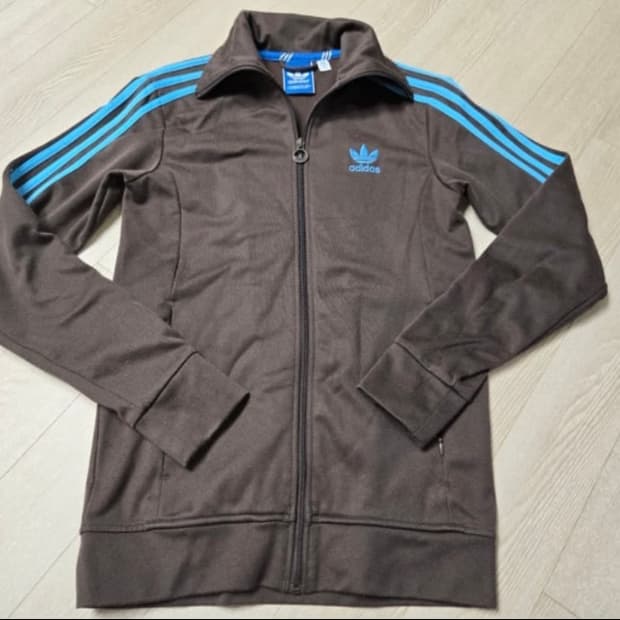 아디다스 져지 민초 브라운