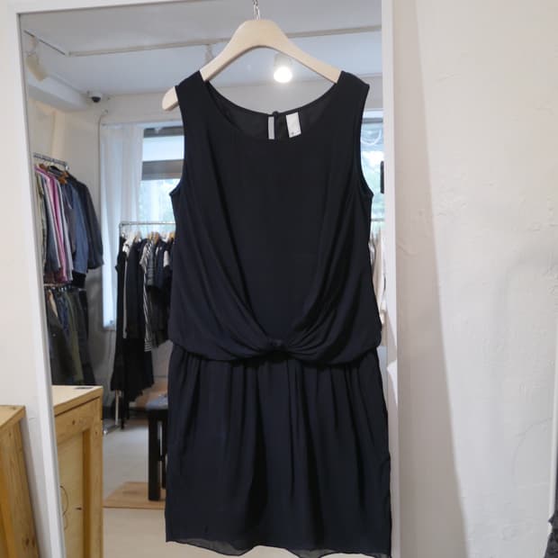 Silk 100% draped sleeveless dress